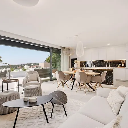 Apartment Luxury Penthouse With Panoramic Sea & Mountain Views *
