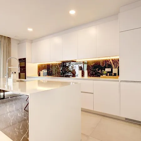 Luxury Penthouse With Panoramic Sea & Mountain Views * Marbella
