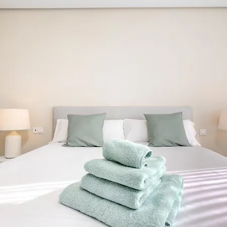 Luxury Penthouse With Panoramic Sea & Mountain Views * Marbella