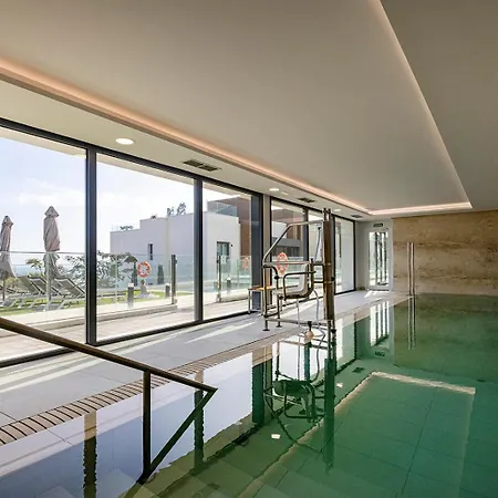 Luxury Penthouse With Panoramic Sea & Mountain Views Apartment