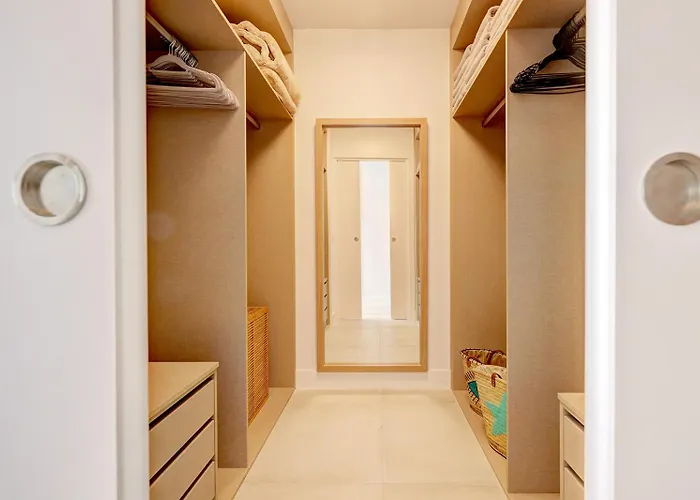 アパート Luxury Penthouse With Panoramic Sea & Mountain Views