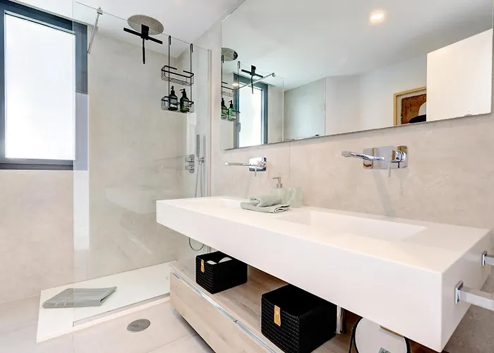 Luxury Penthouse With Panoramic Sea & Mountain Views * Marbella