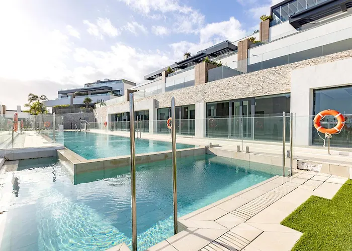 Luxury Penthouse With Panoramic Sea & Mountain Views Marbella